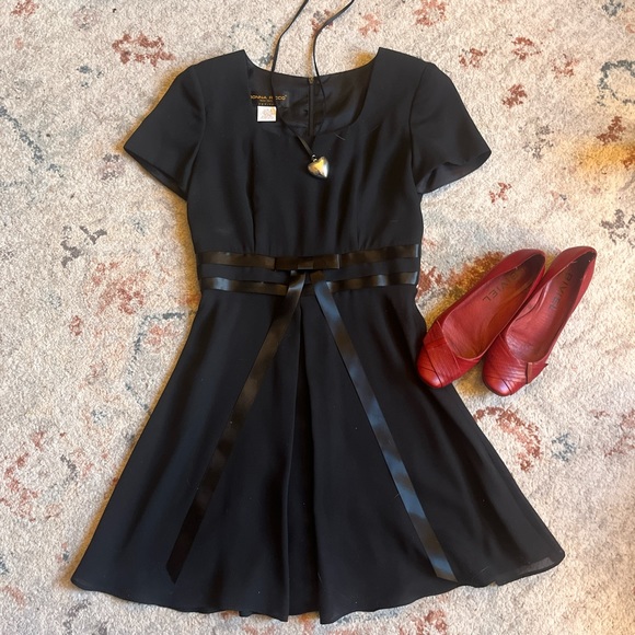 VINTAGE BALLERINA DRESS - Picture 2 of 5